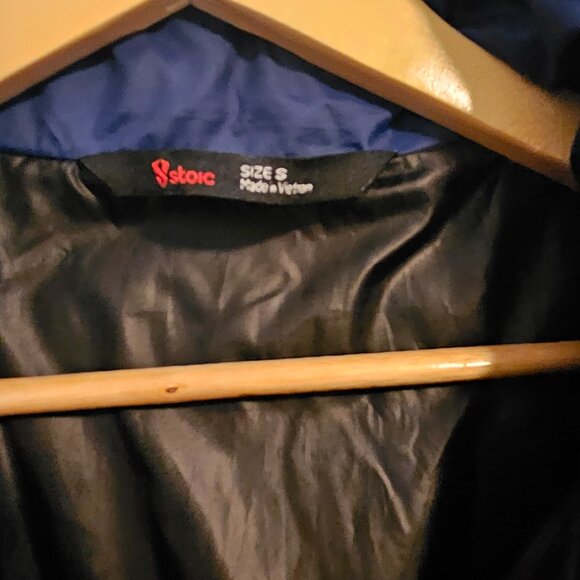 Stoic synthetic insulated puffer - Picture 3 of 3